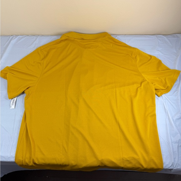 Amazon Essentials Mustard Men's Polo Shirt - Picture 4 of 4